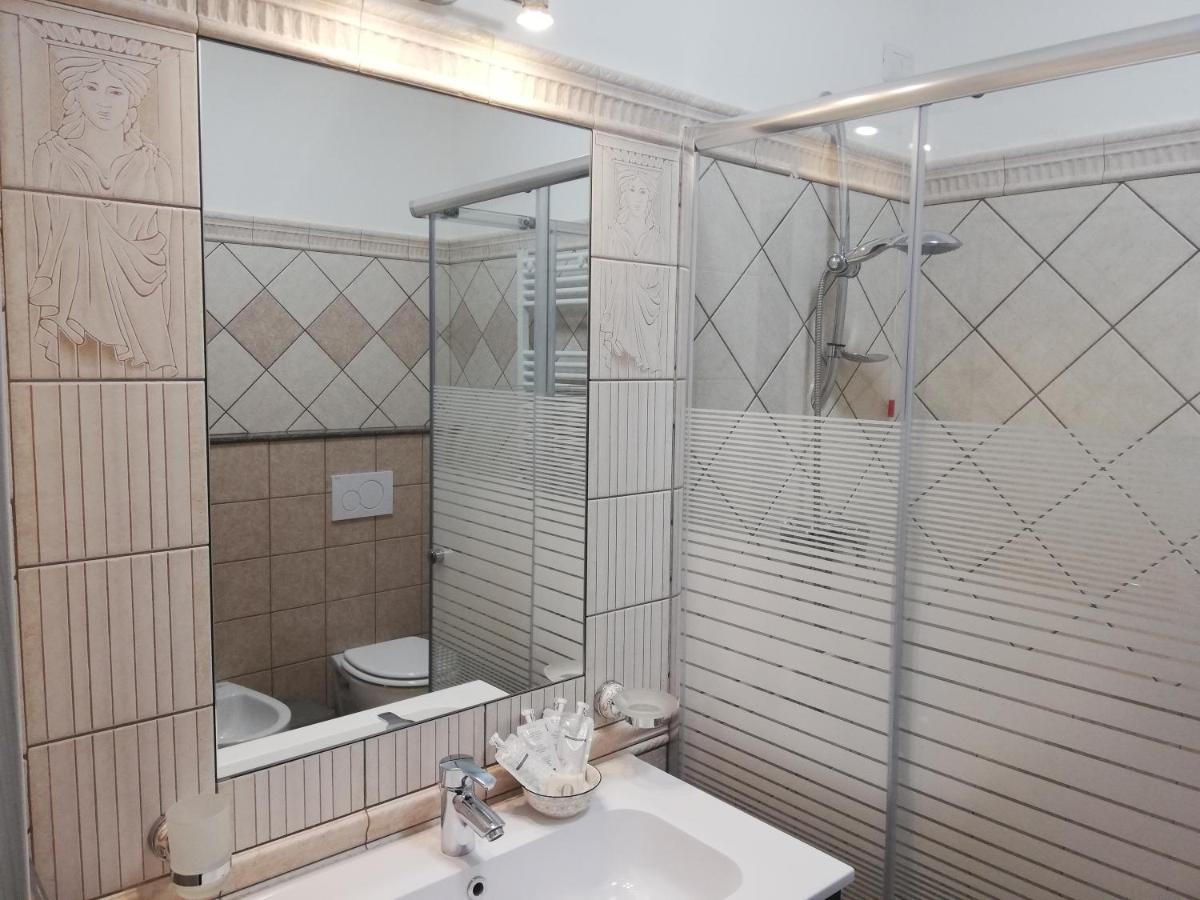 Olympus Room Тропеа Екстериор снимка
